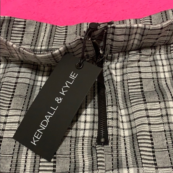 NWT Kendall and Kylie plaid skirt - Picture 3 of 5